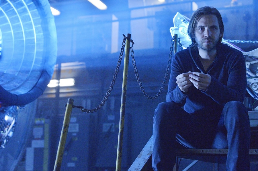 12 Monkeys is captivating. (Ben Mark Holzberg/Syfy)