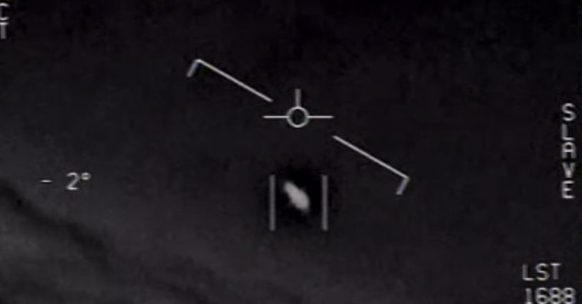 Still from a Pentagon UFO video