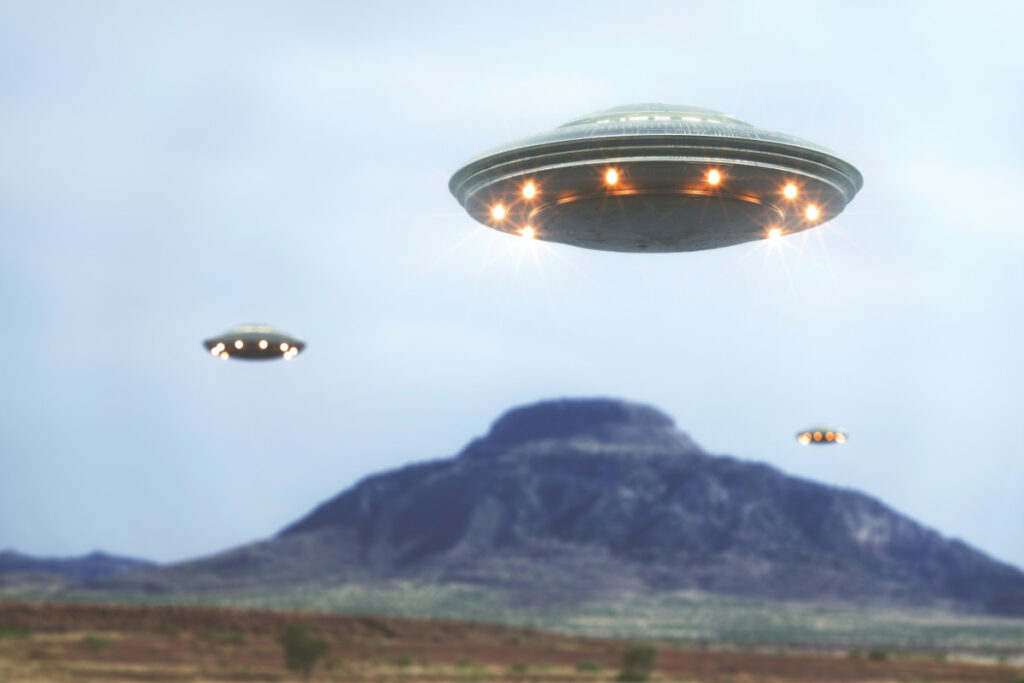 Tantalizing clues are being dropped about a large UFO hidden in plain sight. This photo illustrates what UFOs might look like. (Canva)